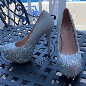 Silver Sparkle Heels NEW SIZE 7